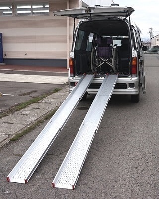 車椅子用スロープ1
