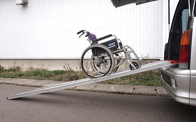 車椅子用スロープ2